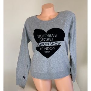 Victoria’s Secret Fashion Show Official Supermodel Gray Crew Neck Sweatshirt M